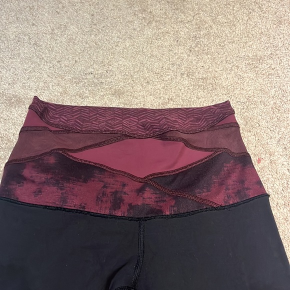 🔥 RARE Lululemon Wunder Under Tights – Size 4 (Tall, High-Rise) - Picture 4 of 5
